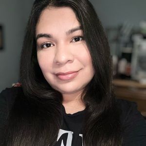 Meet your Posher, Ariana